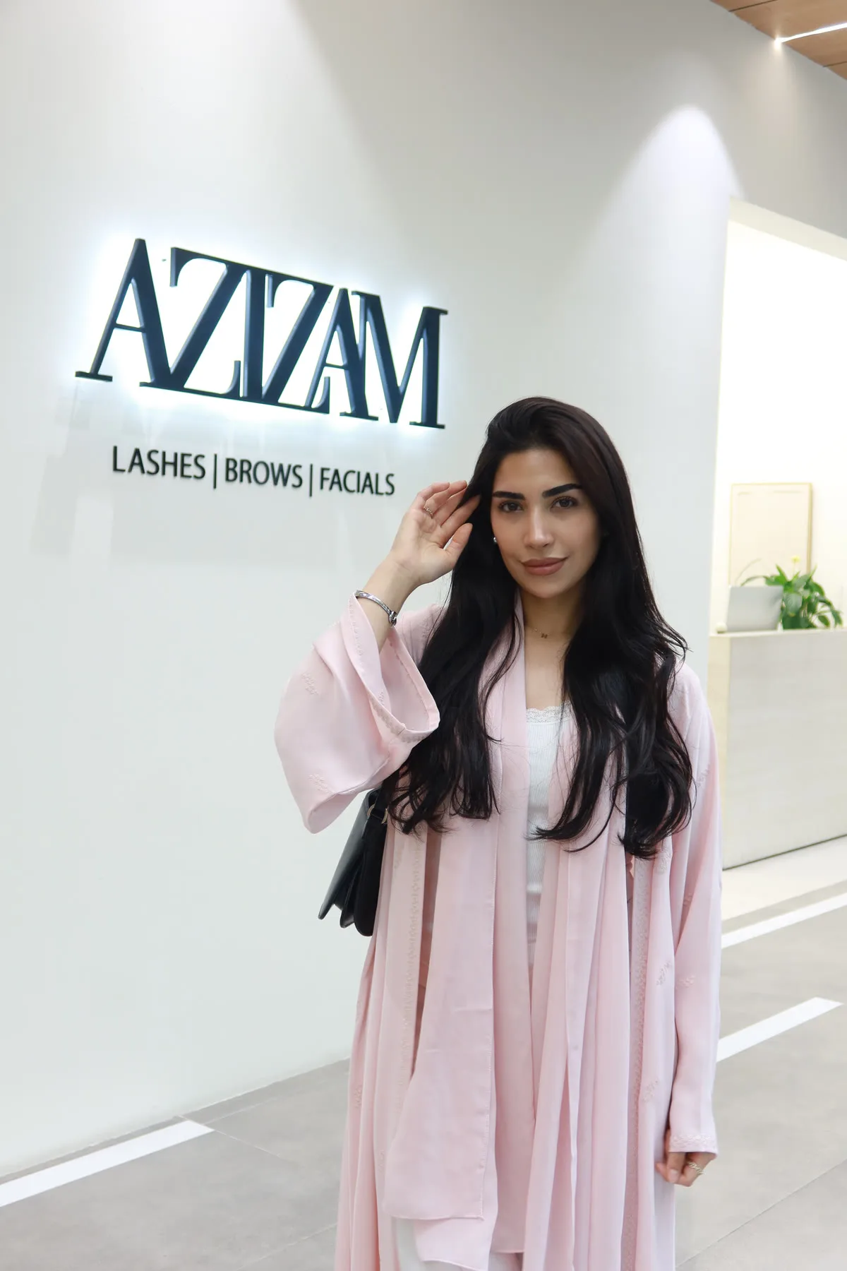 Silk lash extensions in Dubai, book your appointment at AZIZAM beauty salon